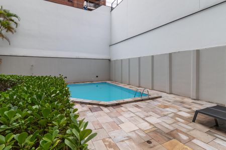Apartamento para alugar com 115m², 3 quartos e 1 vaga Apartamento para alugar com 115m², 3 quartos e 1 vagaÁrea Comum - Piscina