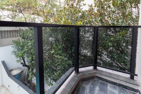 Apartamento para alugar com 115m², 3 quartos e 1 vaga Apartamento para alugar com 115m², 3 quartos e 1 vagaVaranda da Suíte