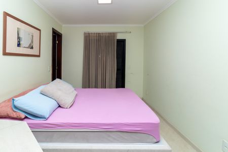 Apartamento para alugar com 115m², 3 quartos e 1 vaga Apartamento para alugar com 115m², 3 quartos e 1 vagaSuíte