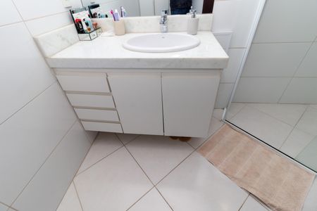 Apartamento para alugar com 115m², 3 quartos e 1 vaga Apartamento para alugar com 115m², 3 quartos e 1 vagaBanheiro da Suíte