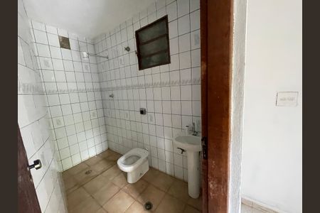 Casa para alugar com 406m², 4 quartos e 6 vagasEdícula Banheiro