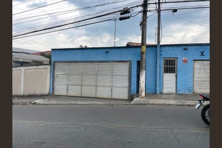 Casa para alugar com 406m², 4 quartos e 6 vagasFachada