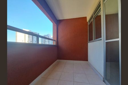 Apartamento para alugar com 9000m², 3 quartos e 2 vagas Apartamento para alugar com 9000m², 3 quartos e 2 vagasVaranda