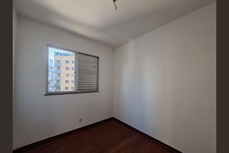 Apartamento para alugar com 9000m², 3 quartos e 2 vagas Apartamento para alugar com 9000m², 3 quartos e 2 vagasQuarto 2