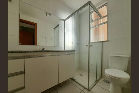 Apartamento para alugar com 9000m², 3 quartos e 2 vagas Apartamento para alugar com 9000m², 3 quartos e 2 vagasBanheiro da Suíte