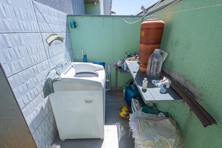 Apartamento à venda com 75m², 3 quartos e 1 vagaÁrea de Serviço