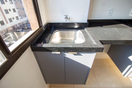 Apartamento para alugar com 48m², 2 quartos e 1 vaga Apartamento para alugar com 48m², 2 quartos e 1 vagaÁrea de Serviço