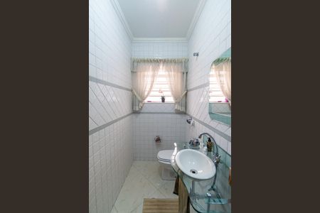 Casa à venda com 147m², 3 quartos e 2 vagas Casa à venda com 147m², 3 quartos e 2 vagasLavabo