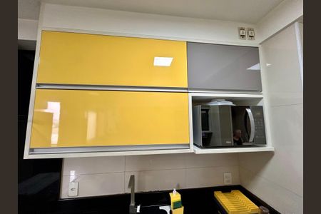 Apartamento à venda com 86m², 2 quartos e 2 vagasCozinha