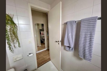 Apartamento à venda com 86m², 2 quartos e 2 vagasBanheiro da Suíte 1