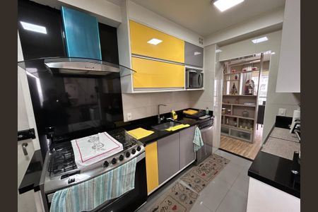 Apartamento à venda com 86m², 2 quartos e 2 vagasCozinha