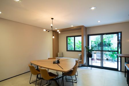 Apartamento à venda com 37m², 2 quartos e sem vagaÁrea comum