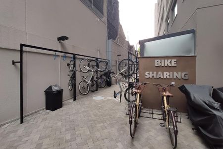 Apartamento à venda com 37m², 2 quartos e sem vagaÁrea comum