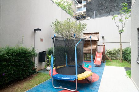 Apartamento à venda com 37m², 2 quartos e sem vagaÁrea comum