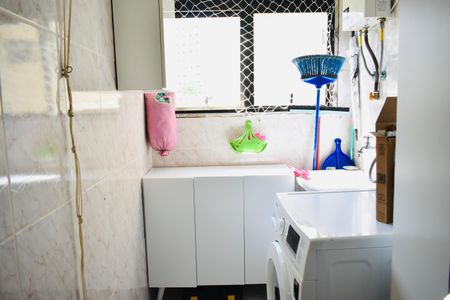 Apartamento à venda com 60m², 2 quartos e 1 vagaÁrea de Serviço