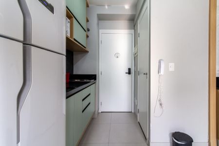 Cozinha de kitnet/studio à venda com 1 quarto, 20m² em Jardim das Acacias, São Paulo