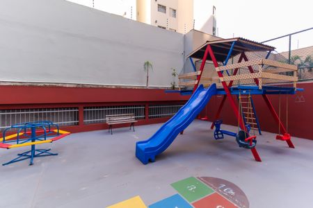 Apartamento à venda com 86m², 3 quartos e 2 vagasÁrea comum - Playground