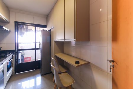 Apartamento à venda com 86m², 3 quartos e 2 vagasCozinha