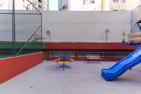 Apartamento à venda com 86m², 3 quartos e 2 vagasÁrea comum - Playground
