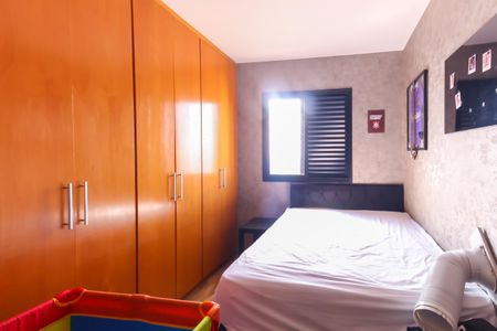 Apartamento à venda com 86m², 3 quartos e 2 vagasQuarto 2