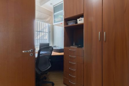 Casa de condomínio à venda com 120m², 3 quartos e 2 vagas Casa de condomínio à venda com 120m², 3 quartos e 2 vagasQuarto 1