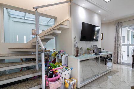 Casa de condomínio à venda com 120m², 3 quartos e 2 vagas Casa de condomínio à venda com 120m², 3 quartos e 2 vagasSala