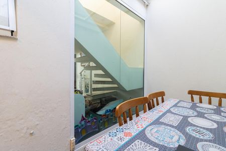 Casa de condomínio à venda com 120m², 3 quartos e 2 vagas Casa de condomínio à venda com 120m², 3 quartos e 2 vagasSala de Jantar