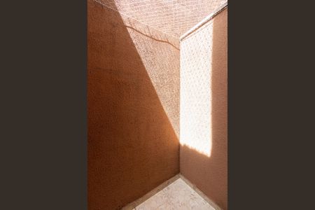 Casa de condomínio para alugar com 65m², 2 quartos e 1 vagaÁrea de Serviço