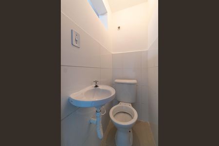 Casa de condomínio para alugar com 65m², 2 quartos e 1 vagaLavabo da Sala e Cozinha