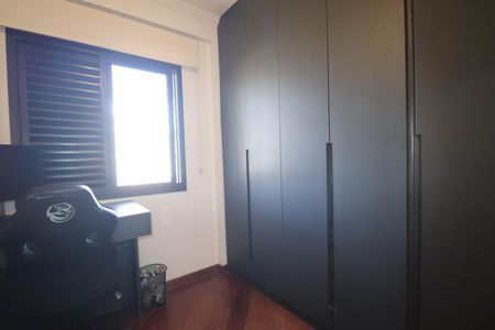 Apartamento à venda com 96m², 3 quartos e 3 vagasQuarto 2