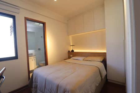 Apartamento à venda com 96m², 3 quartos e 3 vagasSuíte