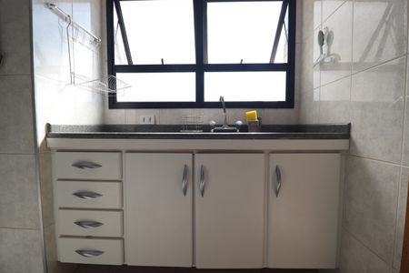 Apartamento à venda com 96m², 3 quartos e 3 vagasCozinha