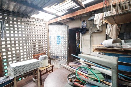 Casa à venda com 200m², 2 quartos e 3 vagasQuarto de serviço