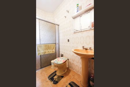 Casa à venda com 200m², 2 quartos e 3 vagasBanheiro 1