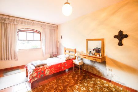 Casa à venda com 200m², 2 quartos e 3 vagasQuarto 1