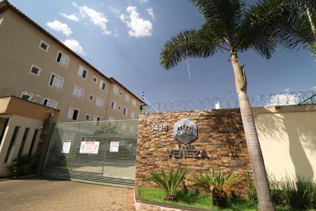 Apartamento para alugar com 48m², 2 quartos e 1 vagaFachada