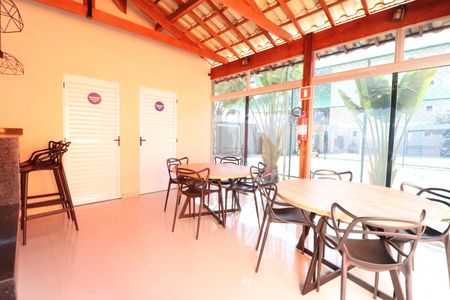 Apartamento para alugar com 48m², 2 quartos e 1 vagaÁrea comum - Salão de festas