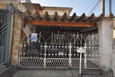 Casa para alugar com 70m², 2 quartos e sem vaga Casa para alugar com 70m², 2 quartos e sem vagaFachada