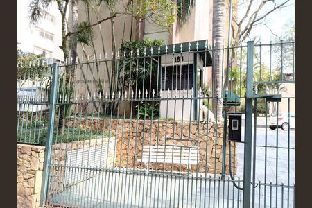 Apartamento para alugar com 87m², 3 quartos e 1 vaga Apartamento para alugar com 87m², 3 quartos e 1 vagaEntrada