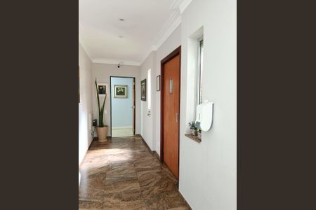 Apartamento para alugar com 87m², 3 quartos e 1 vaga Apartamento para alugar com 87m², 3 quartos e 1 vagaHall de entrada