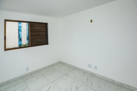 Apartamento à venda com 262m², 4 quartos e 4 vagasQuarto 1