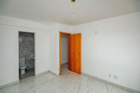 Apartamento à venda com 262m², 4 quartos e 4 vagasSuíte 3