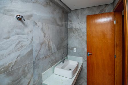 Apartamento à venda com 262m², 4 quartos e 4 vagasBanheiro da Suíte 1