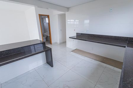 Apartamento à venda com 131m², 4 quartos e 3 vagasCozinha