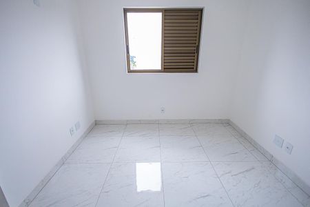 Apartamento à venda com 131m², 4 quartos e 3 vagasSuíte 2
