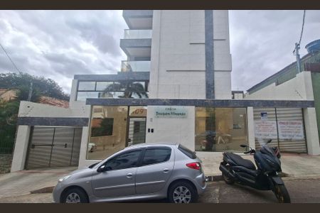 Apartamento à venda com 131m², 4 quartos e 3 vagasFachada