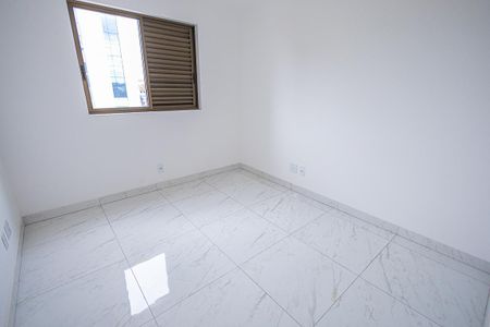 Apartamento à venda com 131m², 4 quartos e 3 vagasSuíte 2