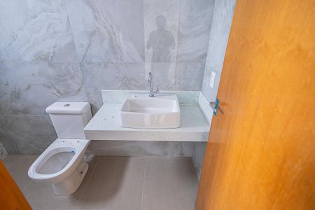 Apartamento à venda com 131m², 4 quartos e 3 vagasBanheiro da Suíte 1