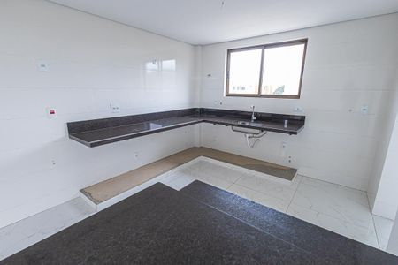 Apartamento à venda com 131m², 4 quartos e 3 vagasCozinha