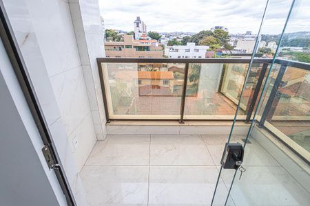 Varanda da Sala de apartamento à venda com 4 quartos, 131m² em Santa Rosa, Belo Horizonte